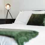 Prestige Apartments By Quokka 360 - Spacious Flats With Terraces